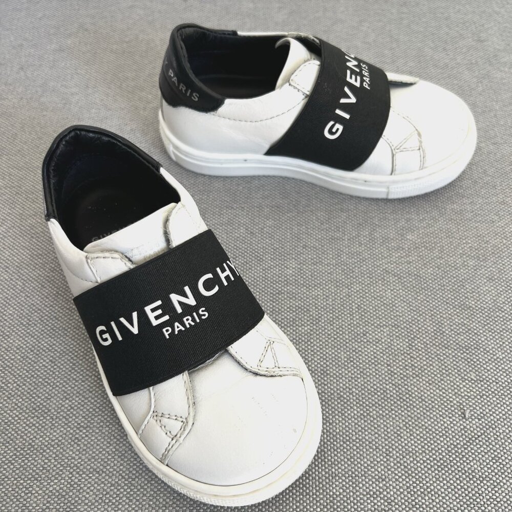 GIVENCHY Toddler Logo Slip-On Sneakers 22 EU Black/White Leather